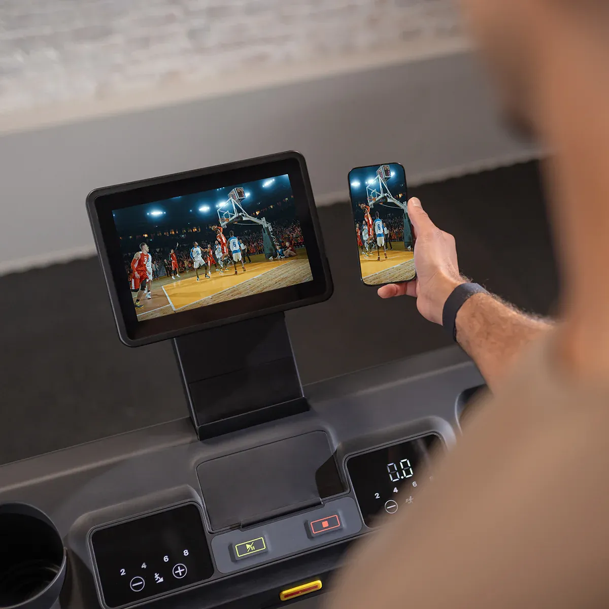 INSPIRE T4S TREADMILL 10 TOUCH - Image 9